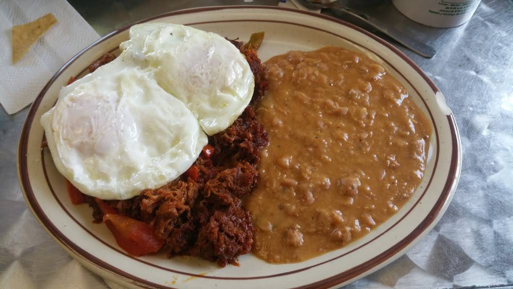 Cenaduria Gumacus | restaurant | 8646 State St, South Gate, CA 90280, USA | 3235665522 OR +1 323-566-5522