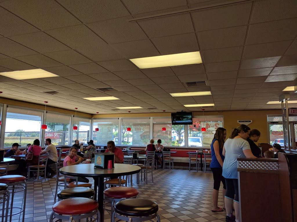 Carls Jr. | restaurant | 125 Gateway Dr, Dixon, CA 95620, USA | 7076781372 OR +1 707-678-1372