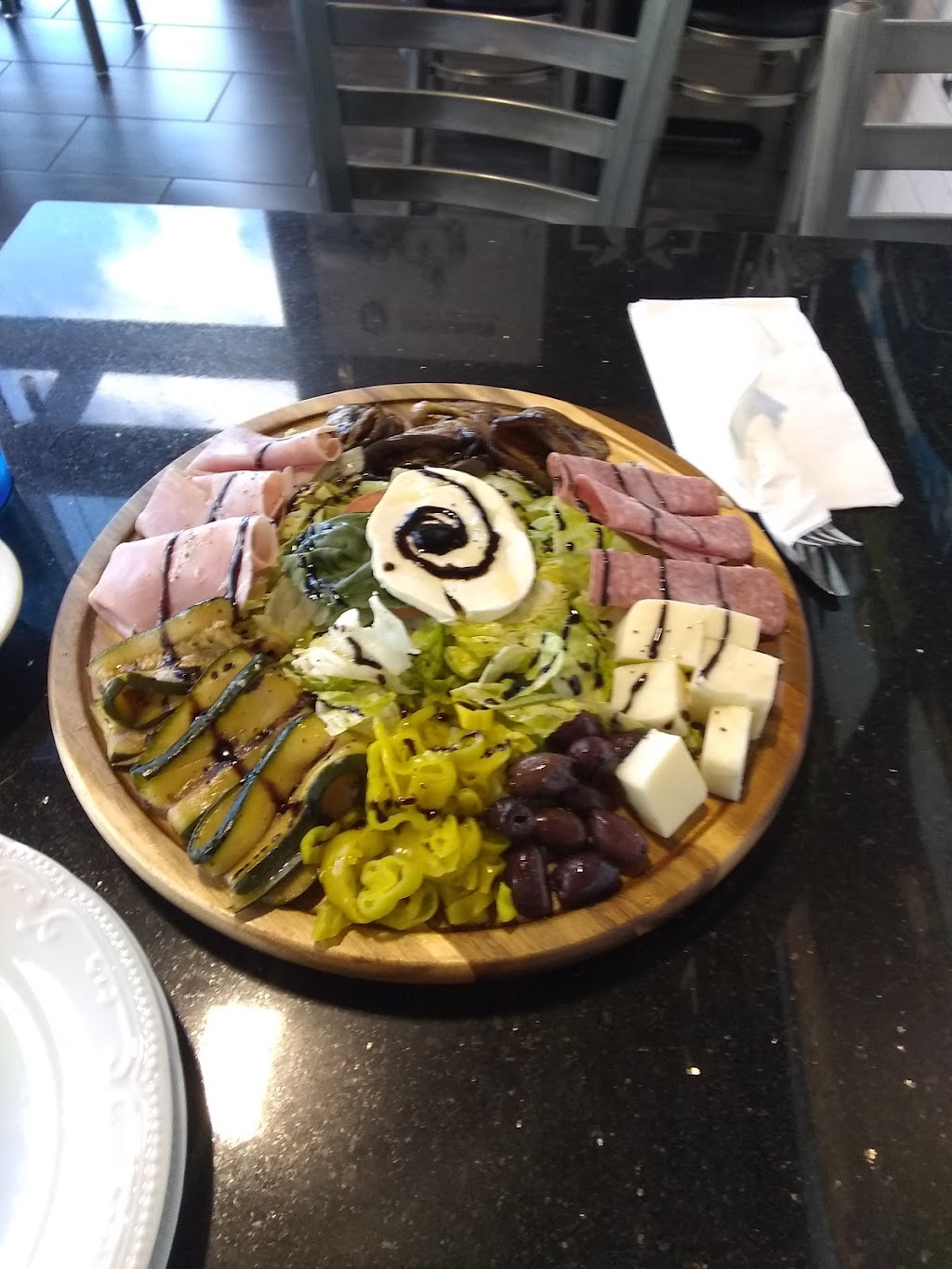 Carmines Pizza Kitchen | restaurant | 1395 Raiders Way Suite 160, Henderson, NV 89052, USA | 7022608777 OR +1 702-260-8777