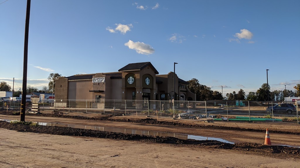 Starbucks | cafe | 3711 E Shaw Ave Suite 101, Clovis, CA 93619, USA | 5595331864 OR +1 559-533-1864