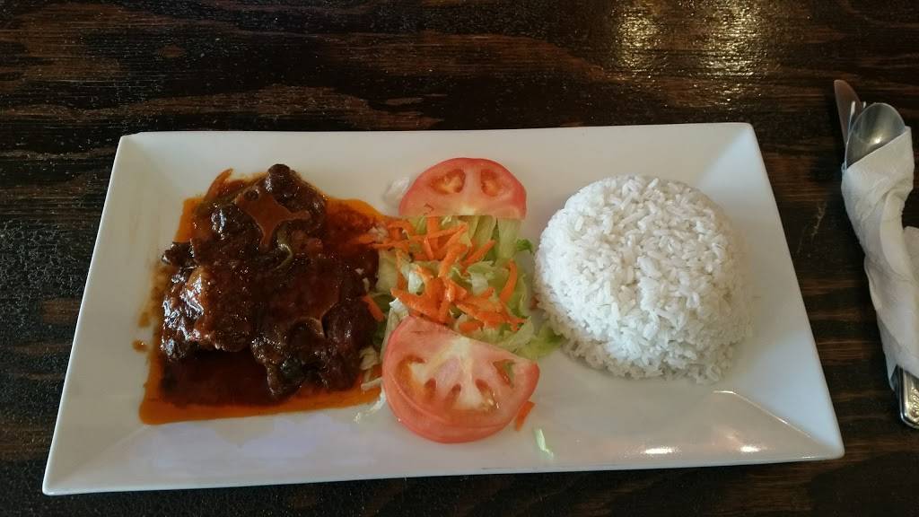 Tipico Restaurant | restaurant | 108 West Wyoming Avenue, Philadelphia, PA 19140, USA | 2154037988 OR +1 215-403-7988