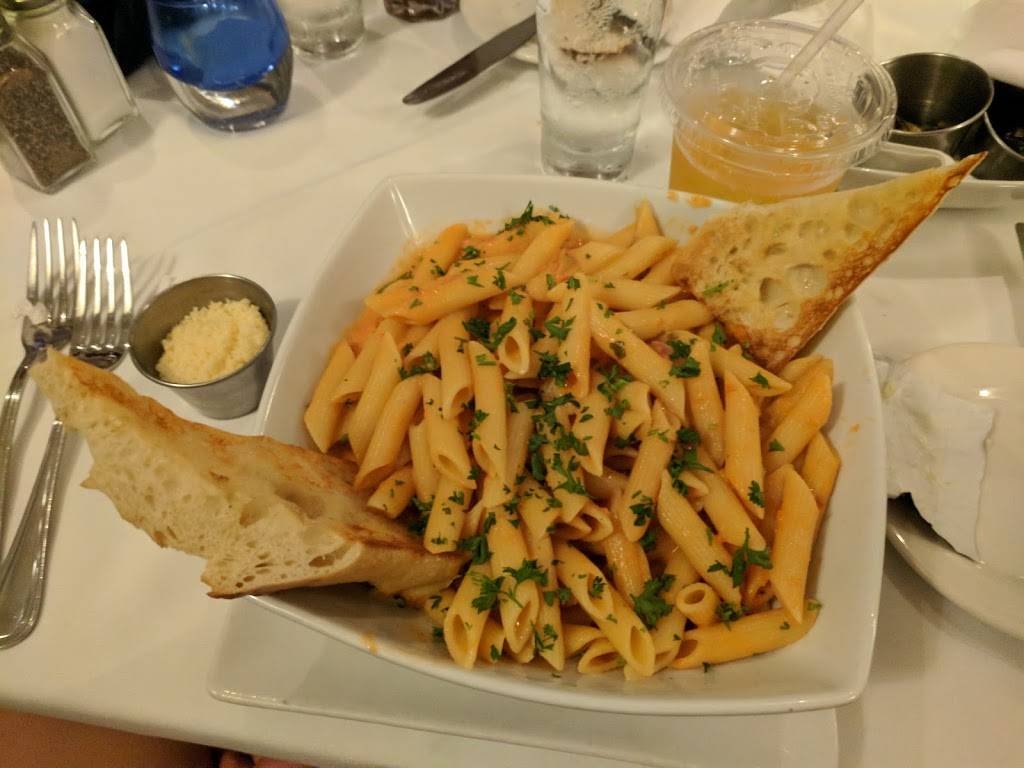 Finn MacCools | restaurant | 205 Main St, Port Washington, NY 11050, USA | 5169443439 OR +1 516-944-3439