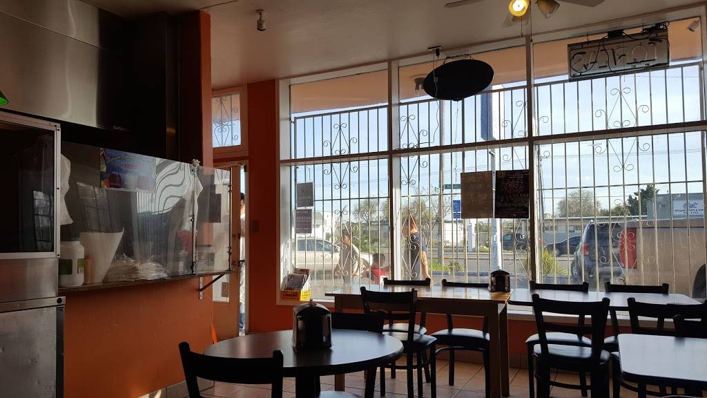 El Premio Mayor | restaurant | 3247 E McKinley Ave, Fresno, CA 93703, USA | 5594989925 OR +1 559-498-9925