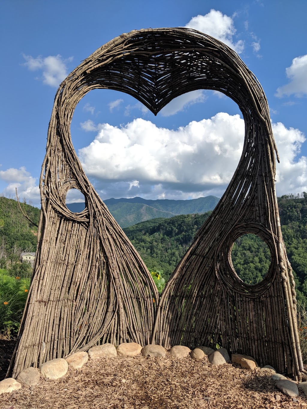 Anakeesta | restaurant | 576 Parkway, Gatlinburg, TN 37738, USA | 8653252400 OR +1 865-325-2400