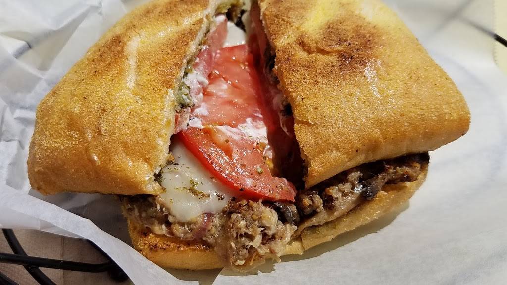 Tomales deli + cafe | restaurant | 27000 Shoreline Hwy, Tomales, CA 94971, USA | 7078782732 OR +1 707-878-2732