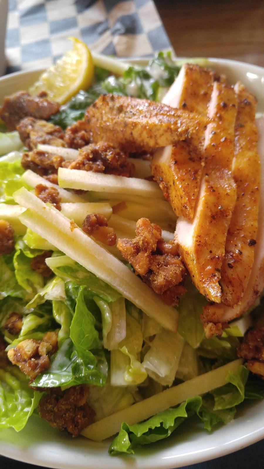 Lolas Cafe New Paltz | restaurant | 1520, 49 Main St, New Paltz, NY 12561, USA | 8452556555 OR +1 845-255-6555