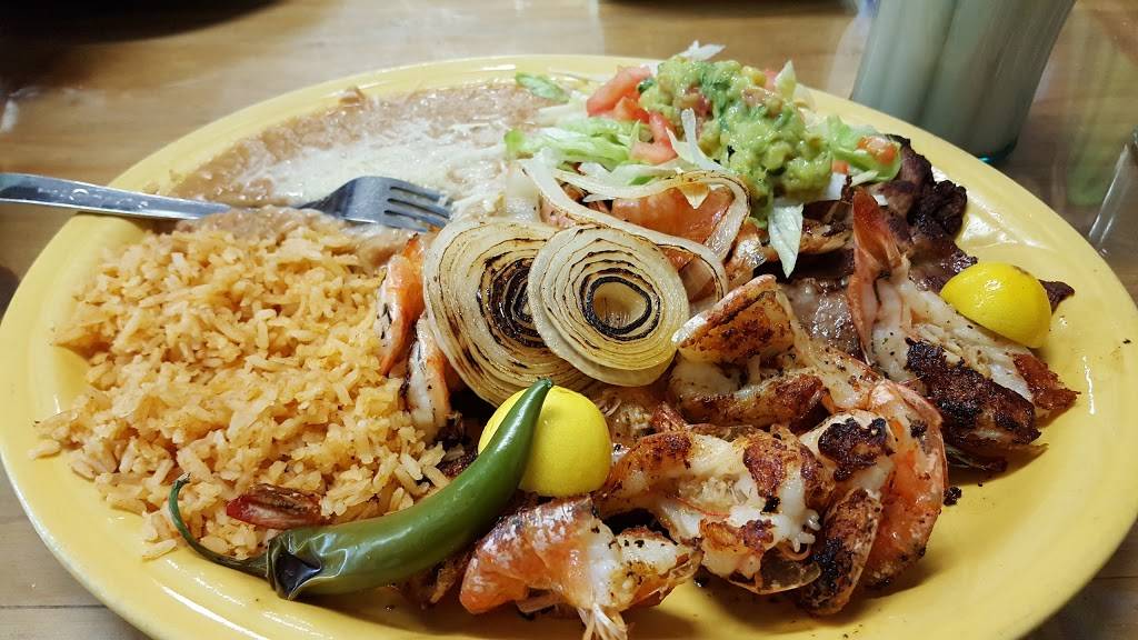 El Verduzco | restaurant | 1005 N Adams St, Dixon, CA 95620, USA | 7076785888 OR +1 707-678-5888