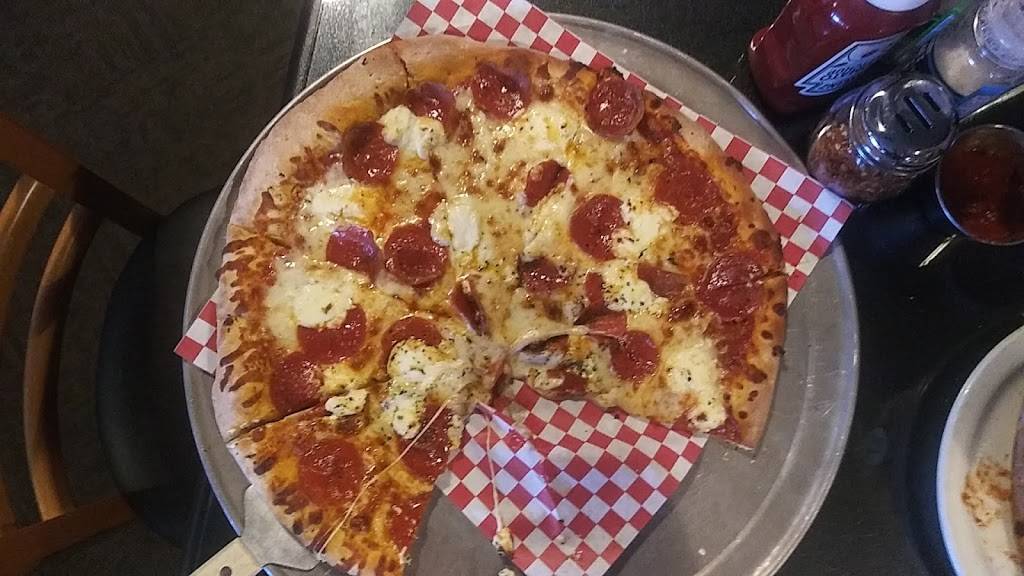 Lil Nicks Pizza | restaurant | 5016 Kipling St, Wheat Ridge, CO 80033, USA | 3034214265 OR +1 303-421-4265