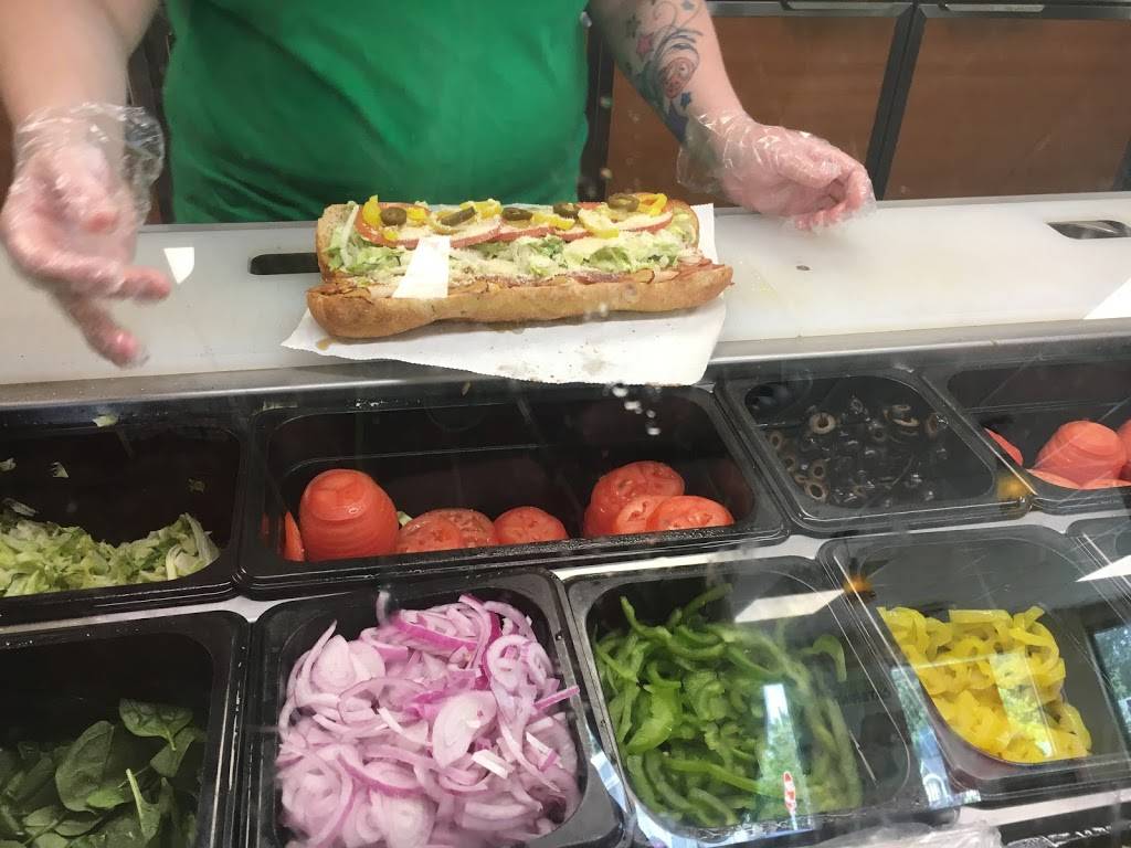 Subway | restaurant | 1401 Covert Ave, Evansville, IN 47714, USA | 8124735255 OR +1 812-473-5255