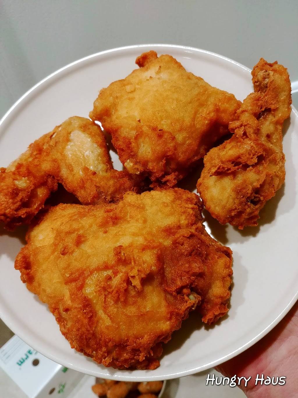 White Fence Farm | meal takeaway | 12337 IL-59, Plainfield, IL 60585, USA | 8156094477 OR +1 815-609-4477