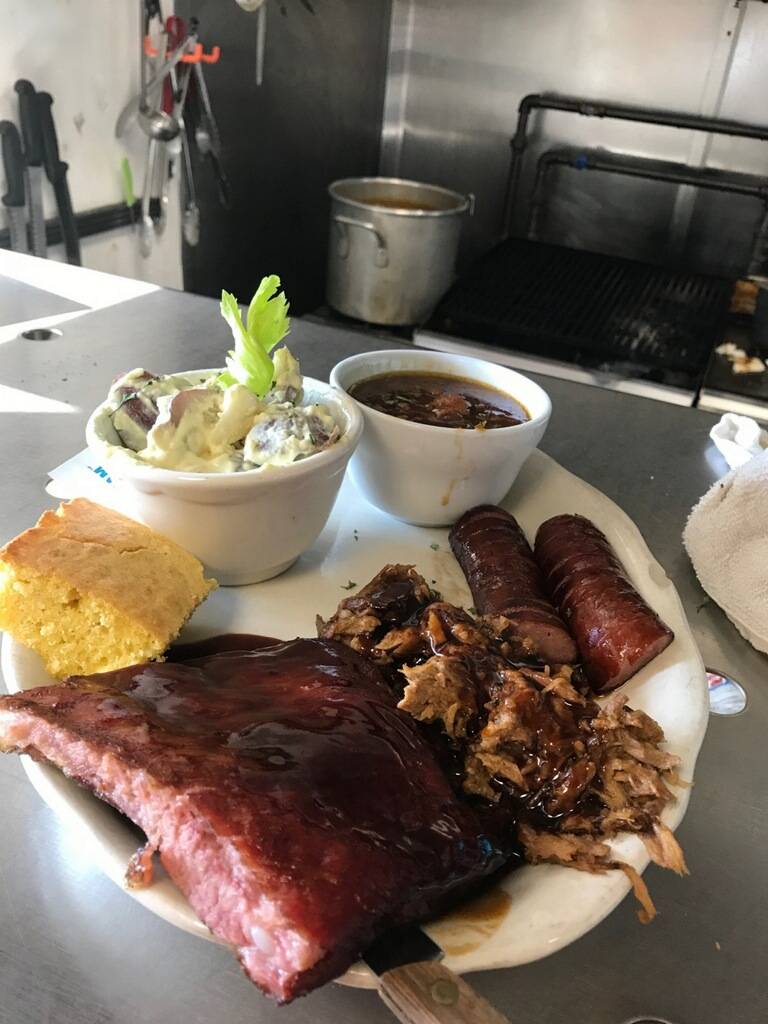 Tavern on the Green at Olde Barnstable | restaurant | 1460 MA-149, Marstons Mills, MA 02648, USA | 7746028183 OR +1 774-602-8183