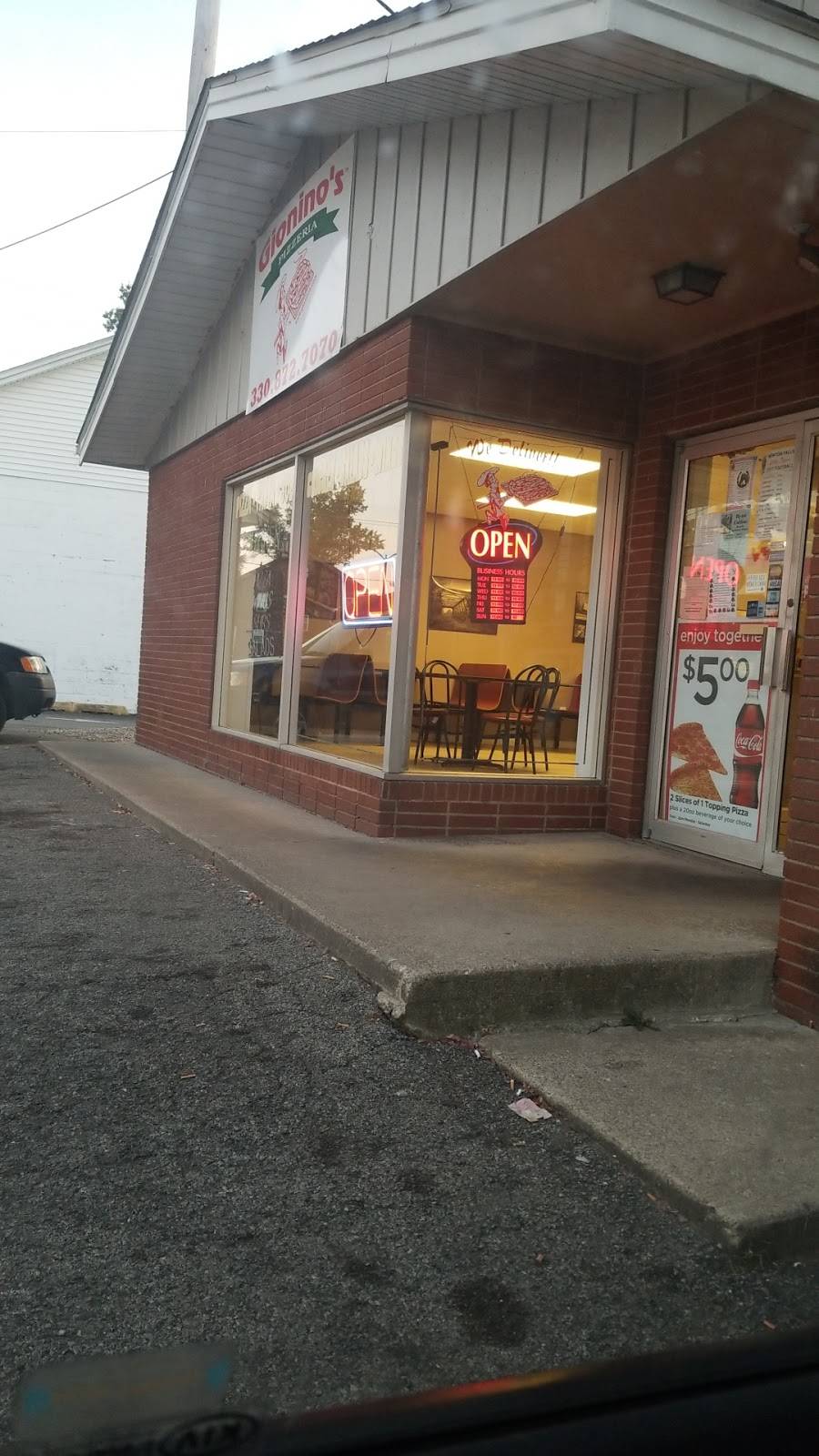 Gioninos Pizzeria | restaurant | 240 Milton Blvd, Newton Falls, OH 44444, USA | 3308727070 OR +1 330-872-7070
