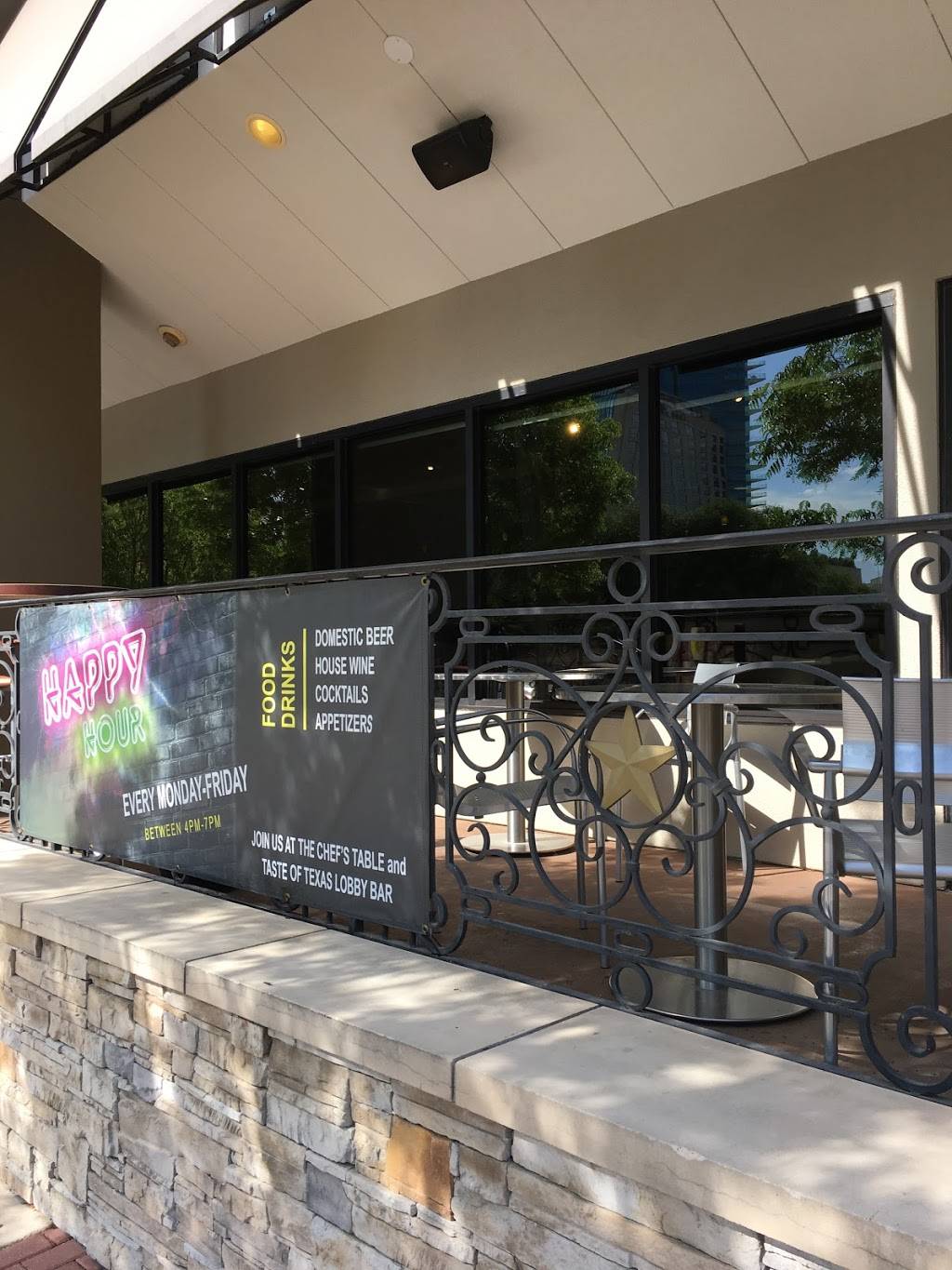 The Chefs Table | restaurant | 1605 Commerce St, Fort Worth, TX 76102, USA | 8173357000 OR +1 817-335-7000