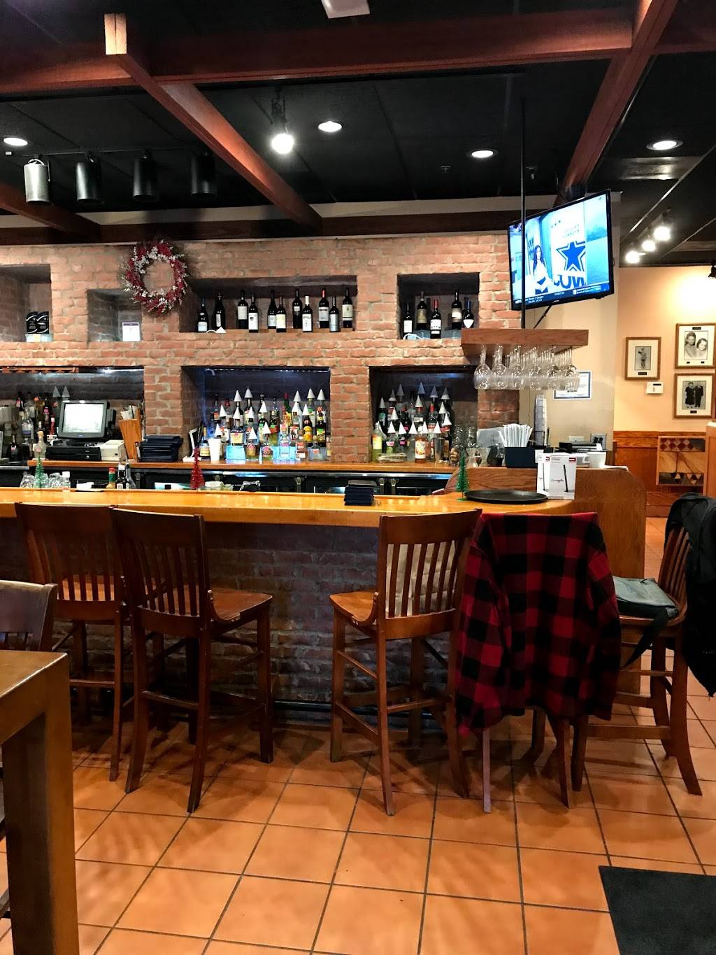 Carrabbas Italian Grill | restaurant | 587 S Stratford Rd, Winston-Salem, NC 27103, USA | 3368310580 OR +1 336-831-0580