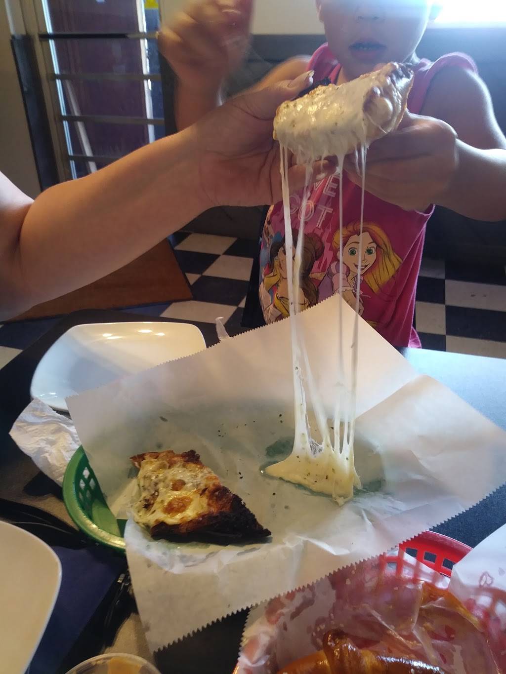 Brewskies Pub & Eatery | restaurant | 7925 Southeastern Ave, Indianapolis, IN 46239, USA | 3178626998 OR +1 317-862-6998