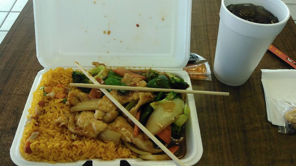 Hot Wok | restaurant | 3006 NW 13th St, Gainesville, FL 32609, USA | 3522718816 OR +1 352-271-8816