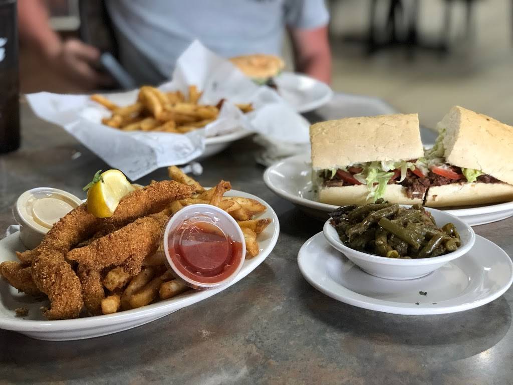 Charlies Restaurant-Catering | restaurant | 6129 E St Bernard Hwy, Violet, LA 70092, USA | 5046829057 OR +1 504-682-9057