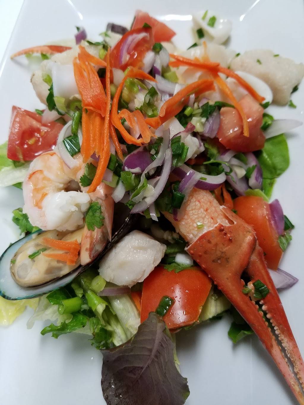 Lucky Thai Cuisine | restaurant | 1141 S Seaward Ave, Ventura, CA 93001, USA | 8054444563 OR +1 805-444-4563