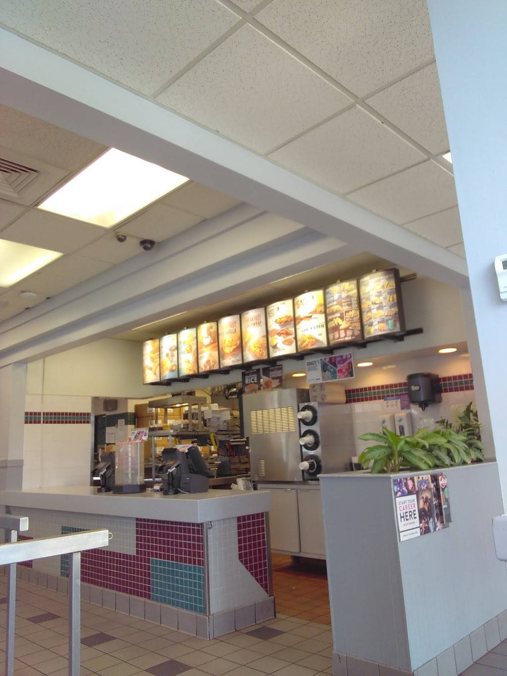 Taco Bell | meal takeaway | 915 N Greenwood Ave, Fort Smith, AR 72901, USA | 4797830202 OR +1 479-783-0202