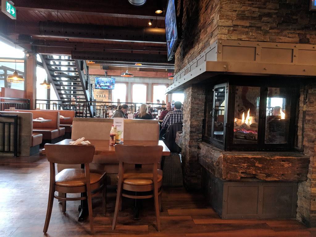 Lone Star Texas Grill | restaurant | 930 Dixon Rd, Etobicoke, ON M9W 1J9, Canada | 4166747777 OR +1 416-674-7777