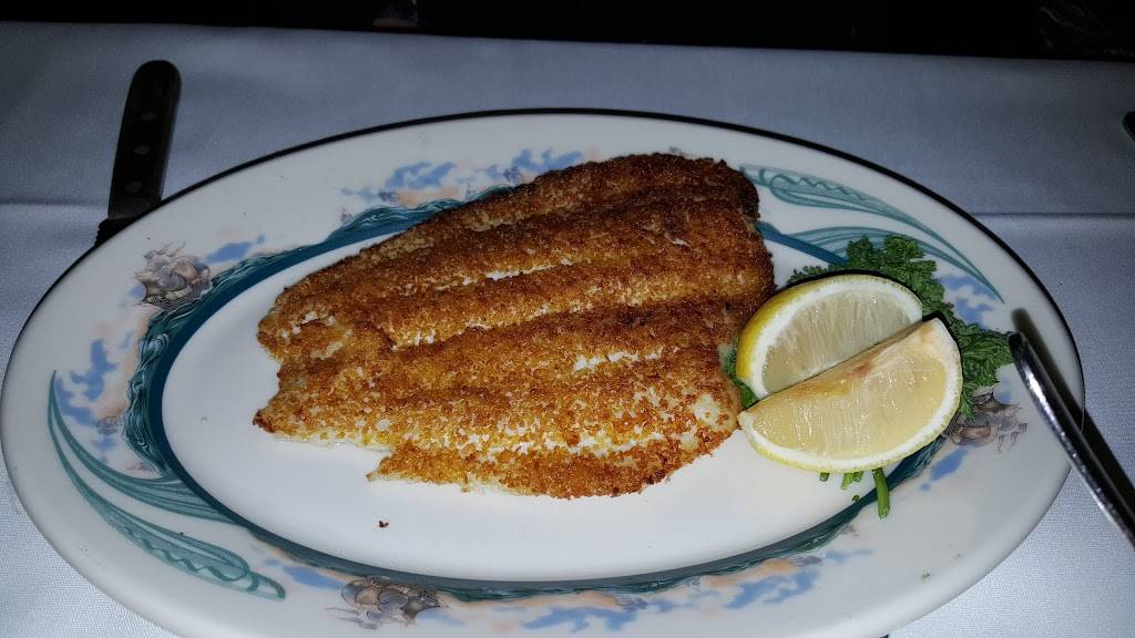 Peter Lugers Steakhouse | restaurant | 255 Northern Blvd, Great Neck, NY 11021, USA | 5164878800 OR +1 516-487-8800