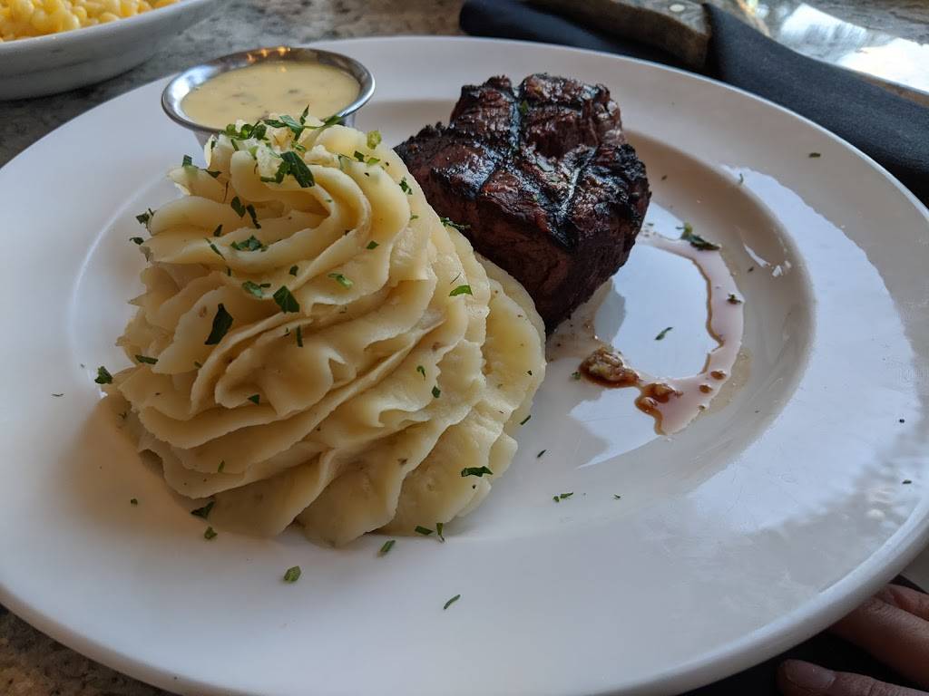 Longhis Ko Olina | restaurant | 92-161 Waipahe Pl, Kapolei, HI 96707, USA | 8086718887 OR +1 808-671-8887