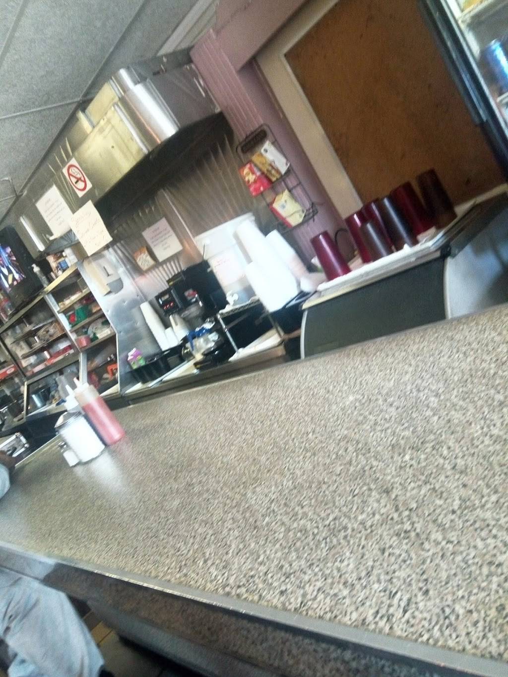 Simply Good Food | restaurant | 5741 Woodland Ave, Philadelphia, PA 19143, USA | 2157291622 OR +1 215-729-1622