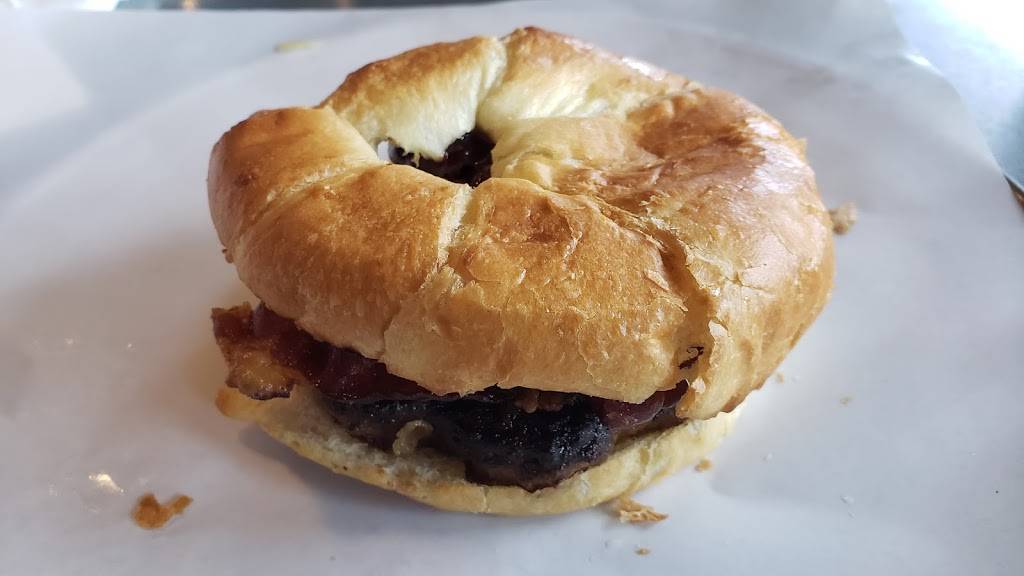 Steves Uptown Cafe Bakery | restaurant | 200 S Lamar St, Jackson, MS 39201, USA | 6017145683 OR +1 601-714-5683