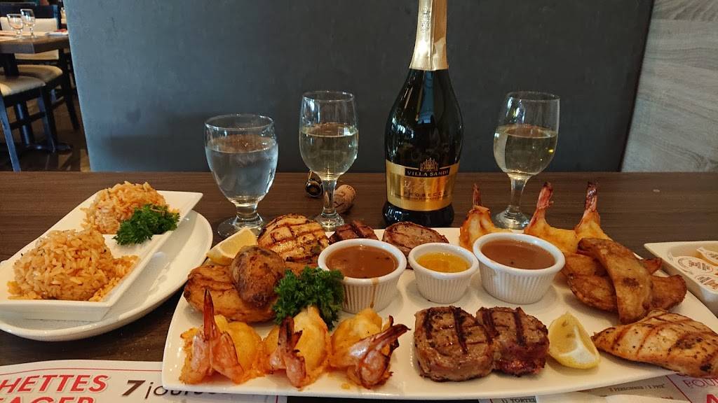 Casa Grecque | restaurant | 912 Rue Principale, Granby, QC J2G 2Z4, Canada | 4507777250 OR +1 450-777-7250