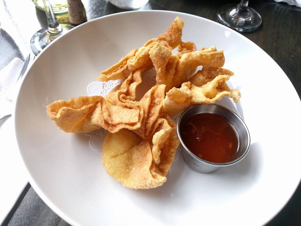 Thai Lagoon | restaurant | 2322 W North Ave, Chicago, IL 60647, USA | 7734895747 OR +1 773-489-5747