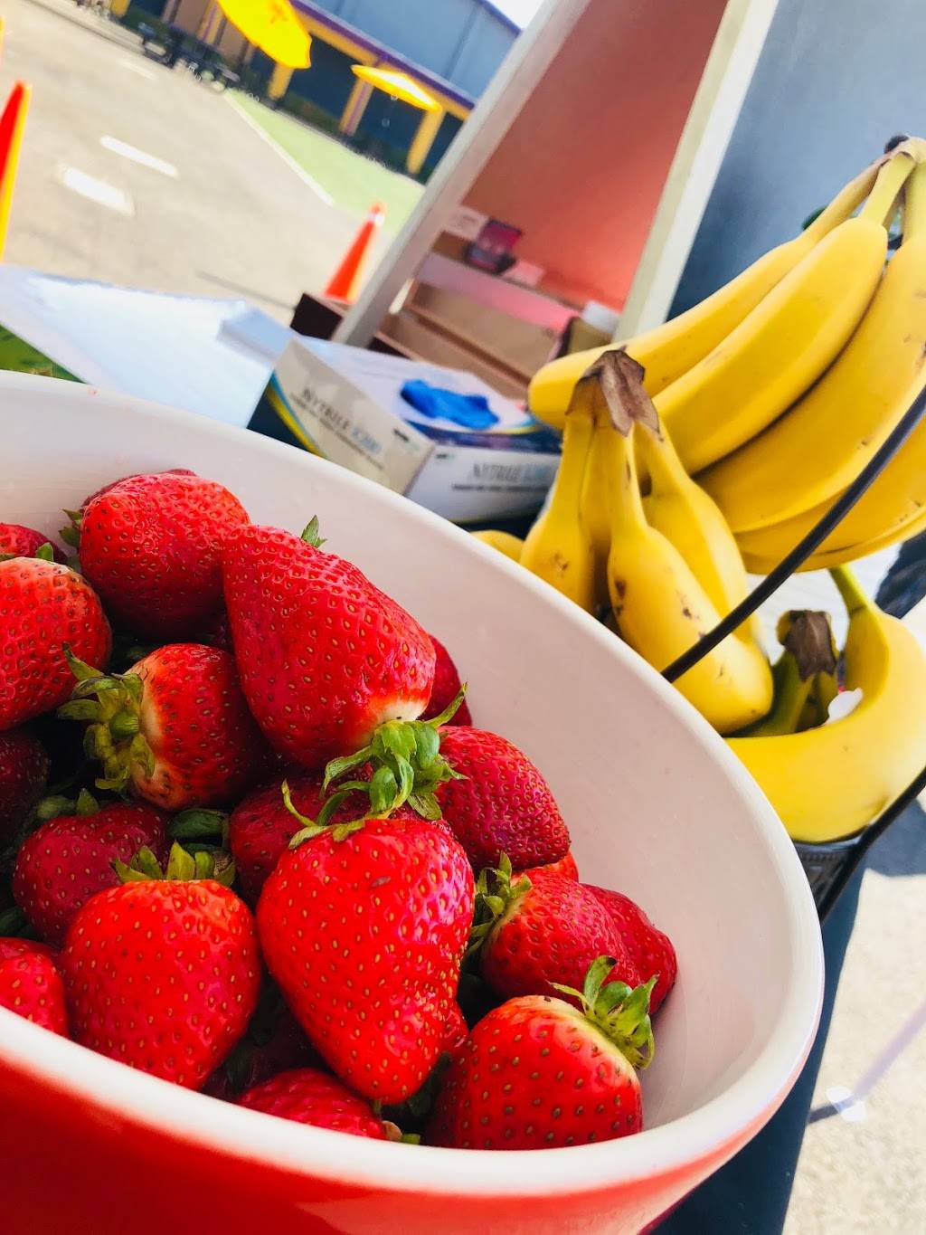 Delicioso By Mr & Mrs | restaurant | 341 I St, Modesto, CA 95351, USA | 2099183857 OR +1 209-918-3857