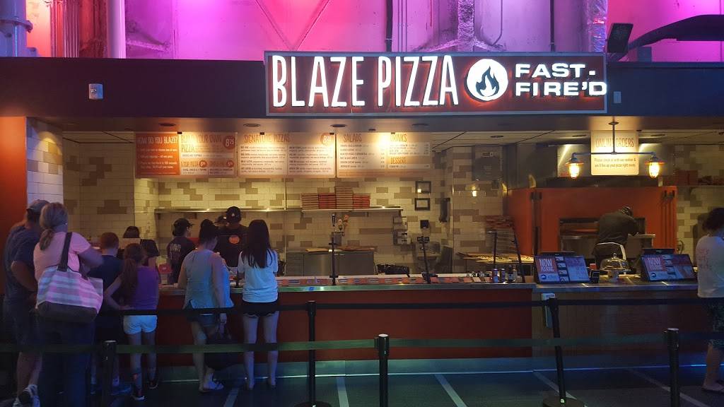 Blaze Pizza | meal takeaway | 40 Sargent Dr, New Haven, CT 06511, USA | 2032838116 OR +1 203-283-8116