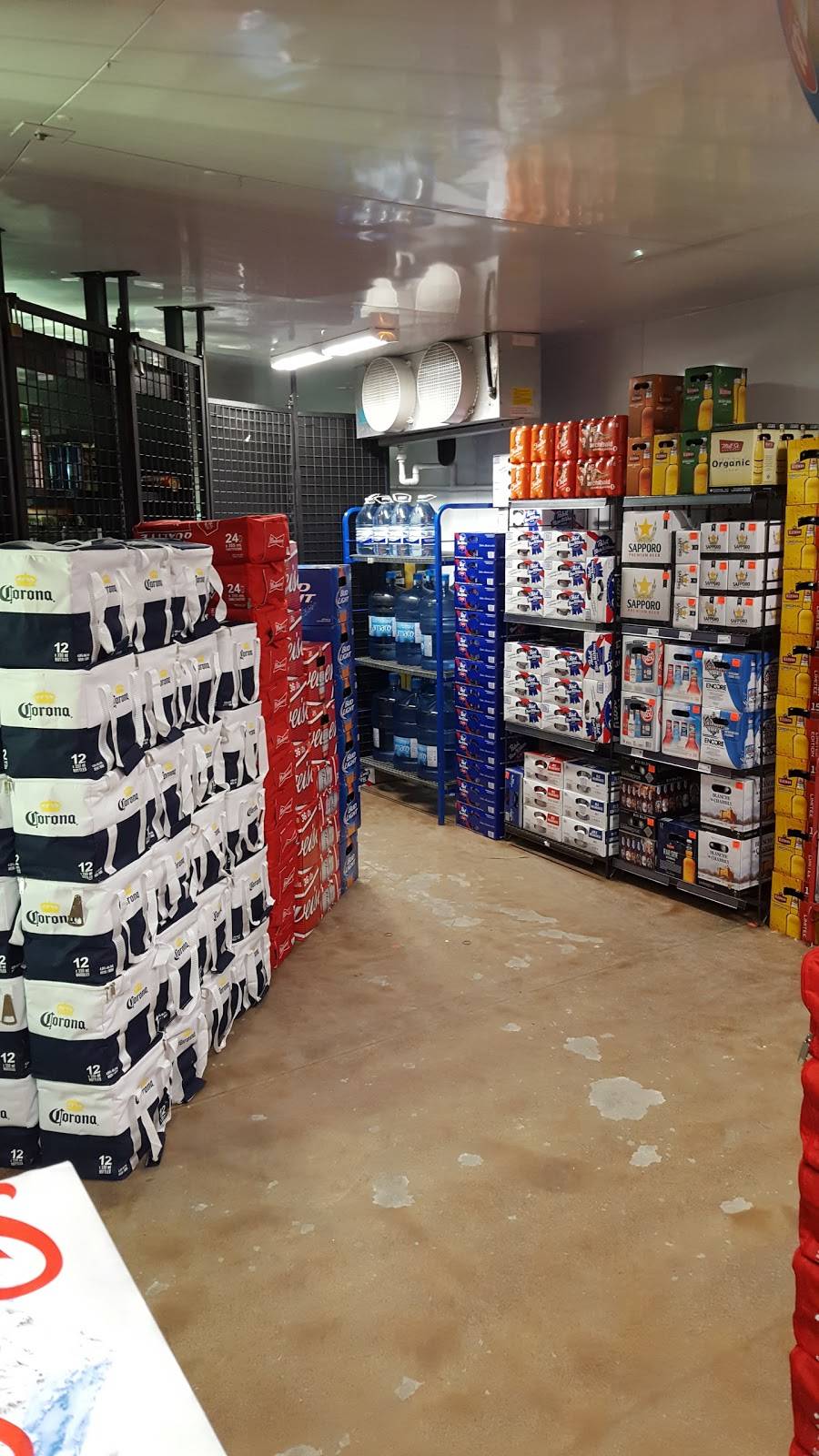 Couche-Tard | meal takeaway | 700 Rue Galt O, Sherbrooke, QC J1H 1Z2, Canada | 8195651533 OR +1 819-565-1533