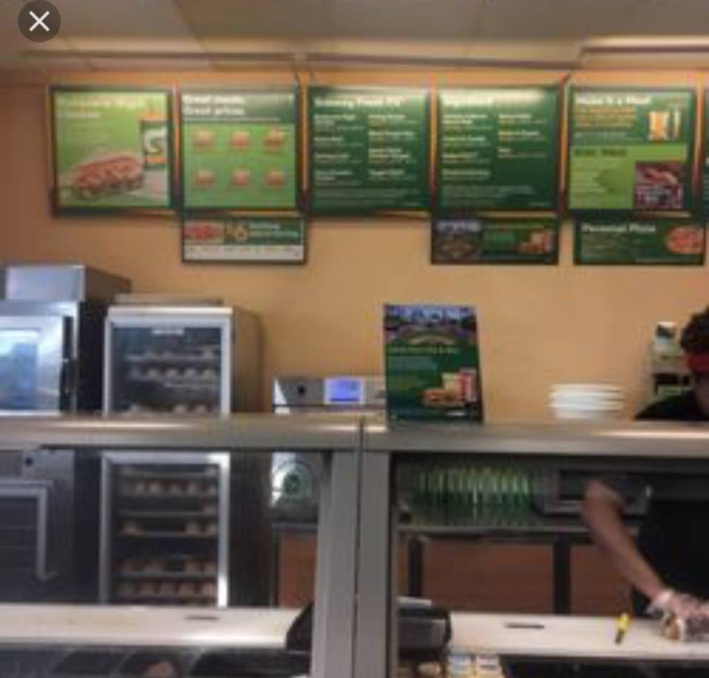 Subway Restaurants | restaurant | 500 NH-3A, Bow, NH 03304, USA | 6032281406 OR +1 603-228-1406