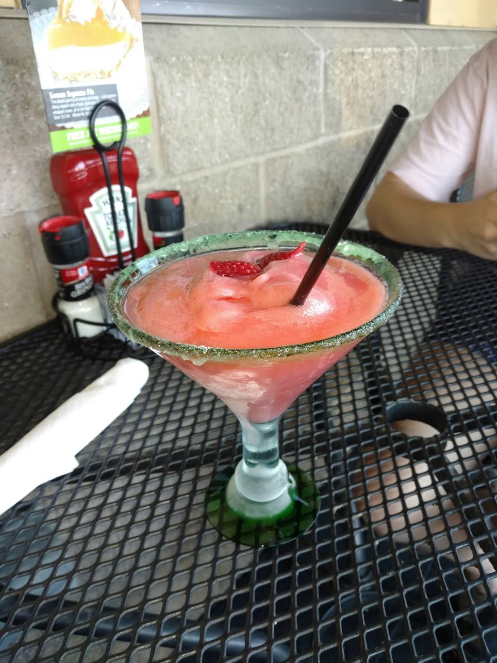 OCharley’s Restaurant & Bar | restaurant | 930 Windham Ct, Boardman, OH 44512, USA | 3302590207 OR +1 330-259-0207