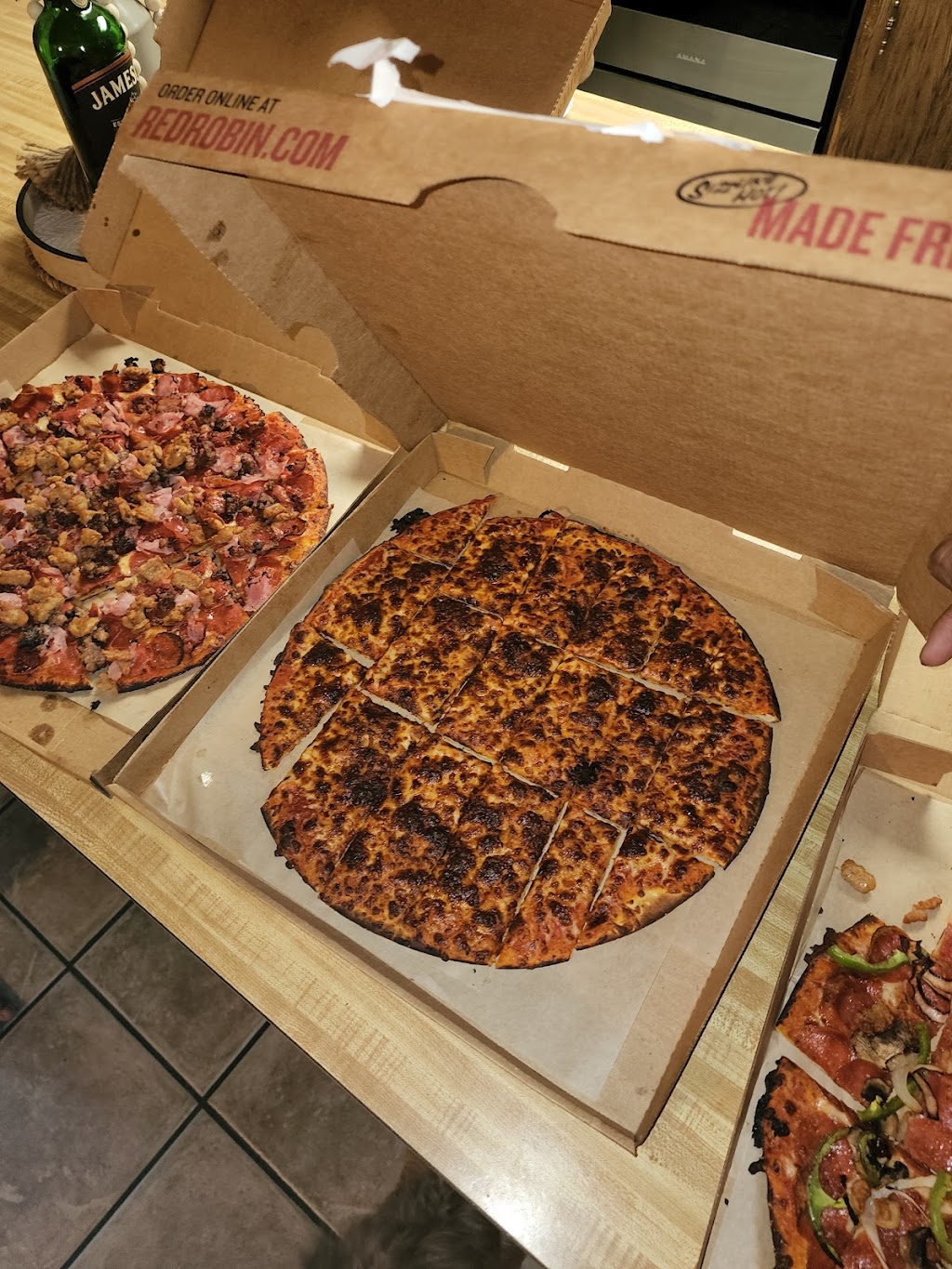 Donatos Pizza | restaurant | 1636 S Stapley Dr, Mesa, AZ 85206, USA | 4808927626 OR +1 480-892-7626