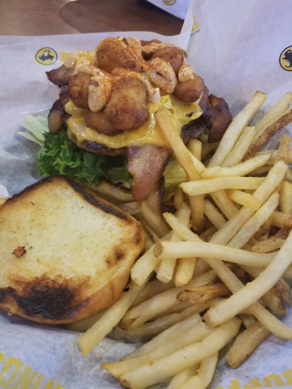 Buffalo Wild Wings | restaurant | 3720 Ridge Rd, Lansing, IL 60438, USA | 7088953300 OR +1 708-895-3300