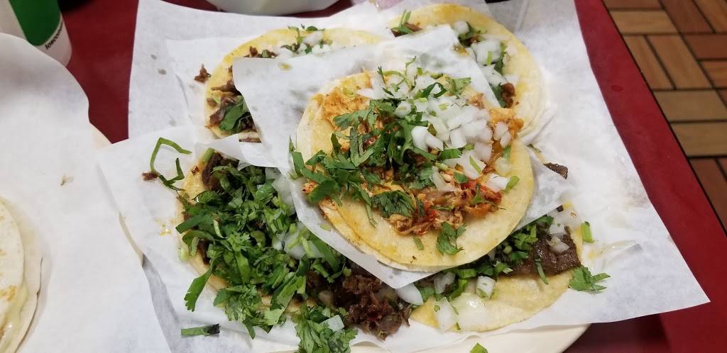 Los Comales Niles | restaurant | 9055 N Milwaukee Ave, Niles, IL 60714, USA | 8476630763 OR +1 847-663-0763