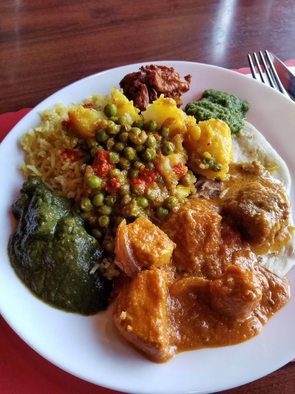 India House | restaurant | 758 Grand Ave, St Paul, MN 55105, USA | 6512939124 OR +1 651-293-9124