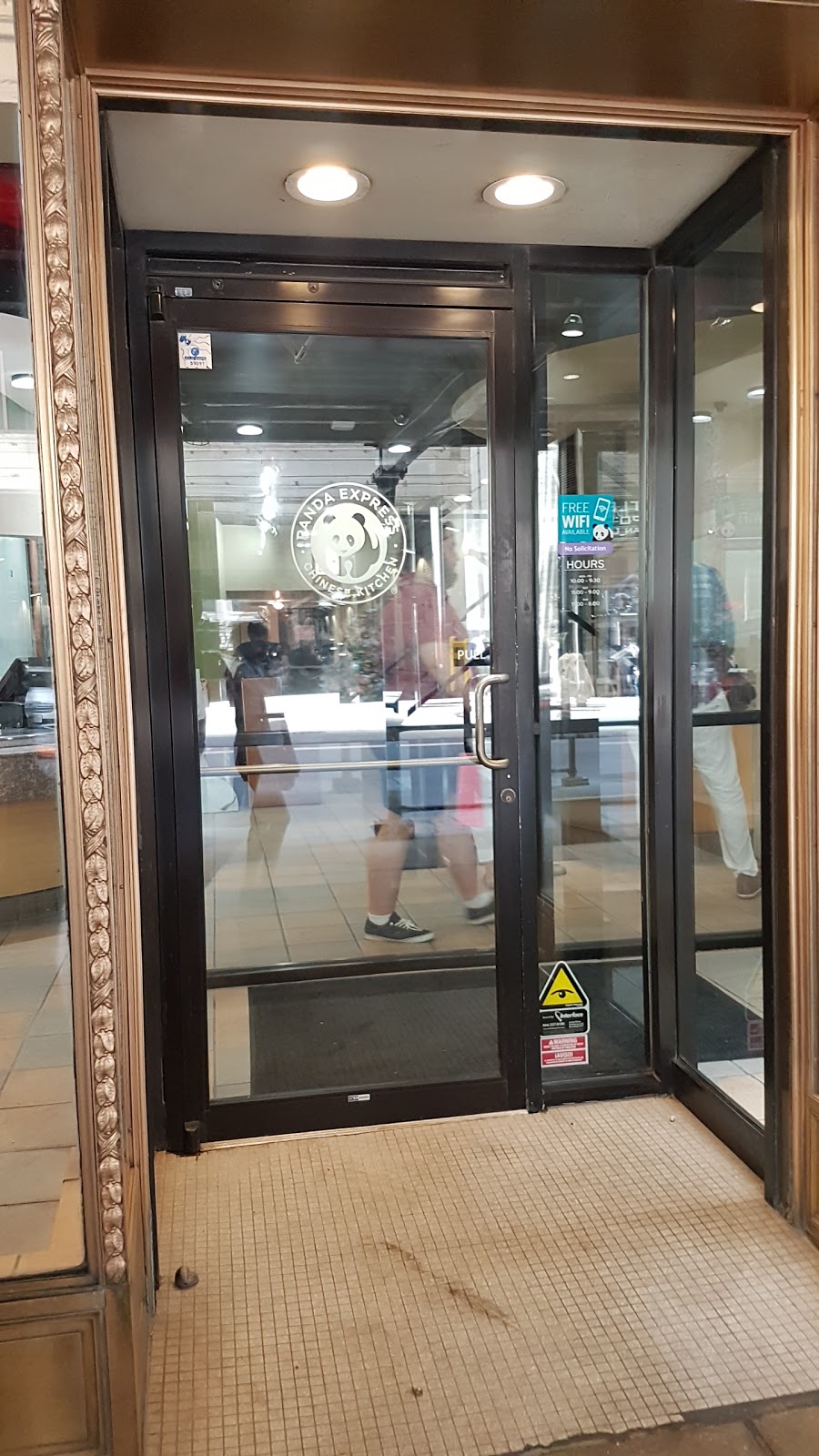 Panda Express | restaurant | 29 E Madison St, Chicago, IL 60602, USA | 3122019866 OR +1 312-201-9866