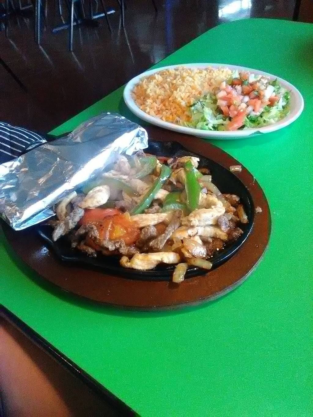 Los Sauces Mexican Restaurant | restaurant | 2201 E Wood St, Decatur, IL 62521, USA | 2177065370 OR +1 217-706-5370