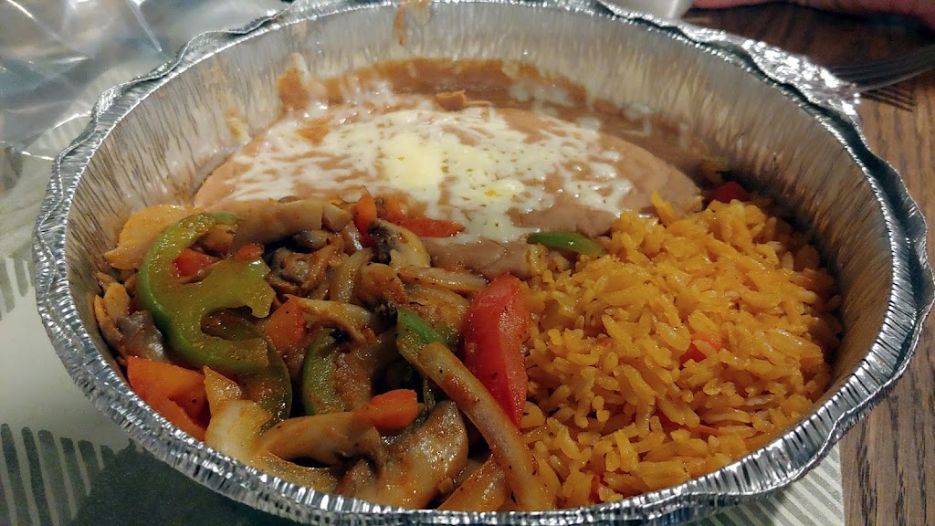 Oaxaca Mexican Restaurant | restaurant | 7900 State Hwy 14, Sparta, MO 65753, USA | 4172783774 OR +1 417-278-3774