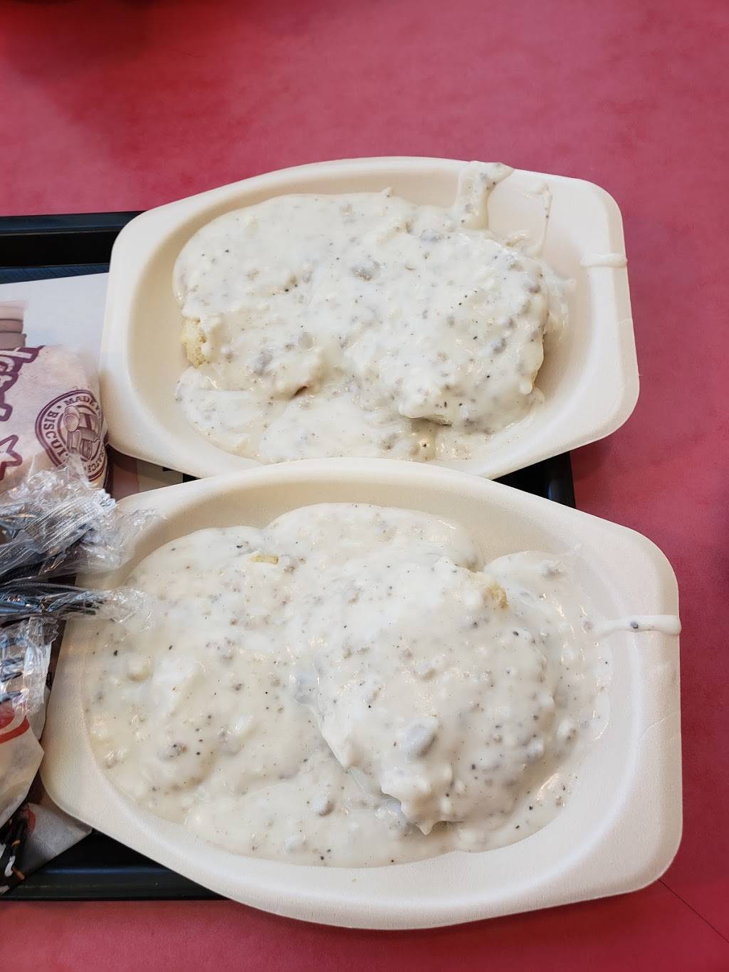 Hardees/Red Burrito | restaurant | 5016 Harding Ln, Indianapolis, IN 46217, USA | 3177844953 OR +1 317-784-4953