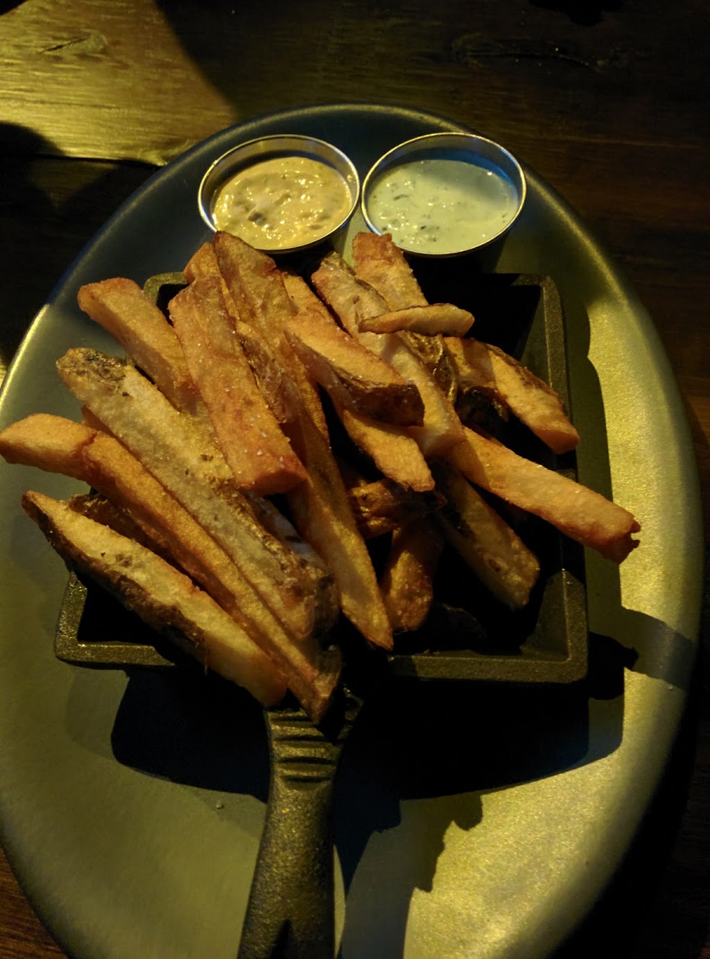 Lucky Strike Bethesda | restaurant | 7101 Democracy Blvd Suite 1022, Bethesda, MD 20817, USA | 2403861850 OR +1 240-386-1850