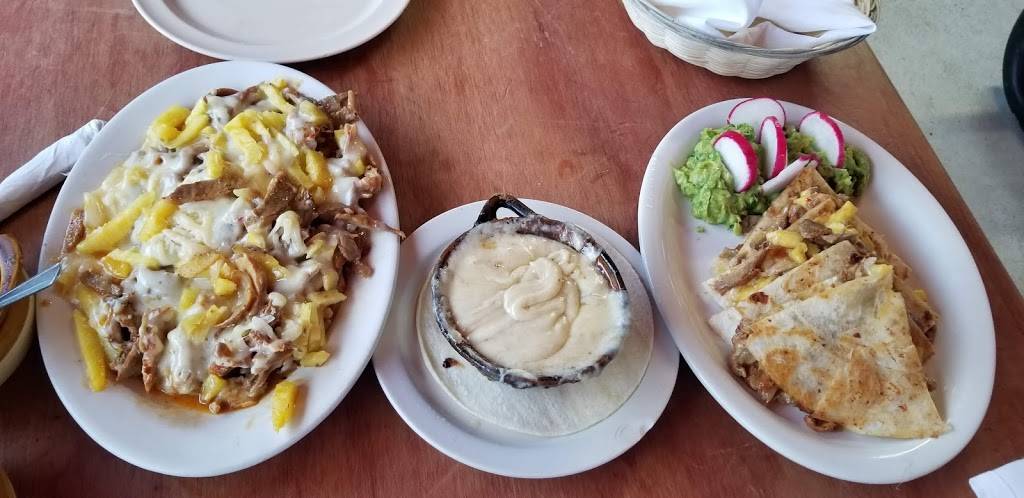 Los Taquitos De Puebla | restaurant | 241 N Dupont Hwy, New Castle, DE 19720, USA | 3023289490 OR +1 302-328-9490