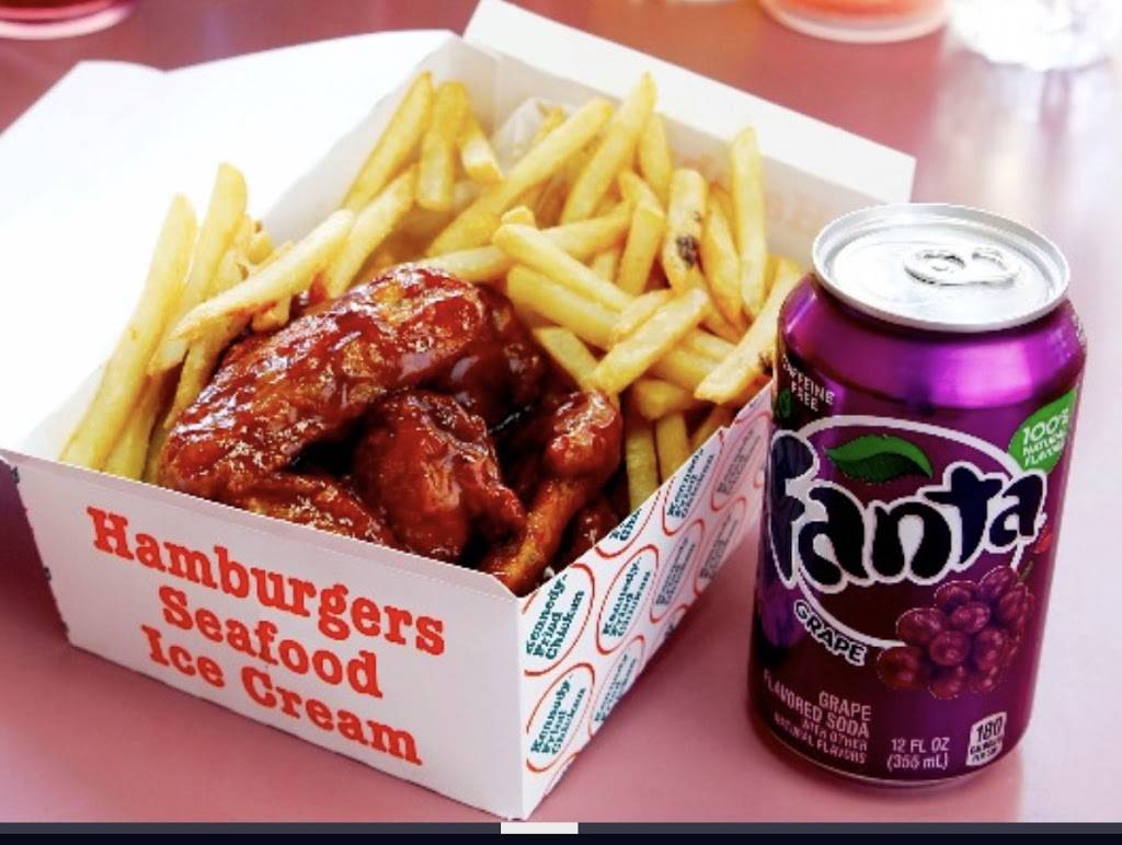 Kennedy Fried Chicken | restaurant | 952 Longwood Ave, Bronx, NY 10459, USA | 3477458546 OR +1 347-745-8546