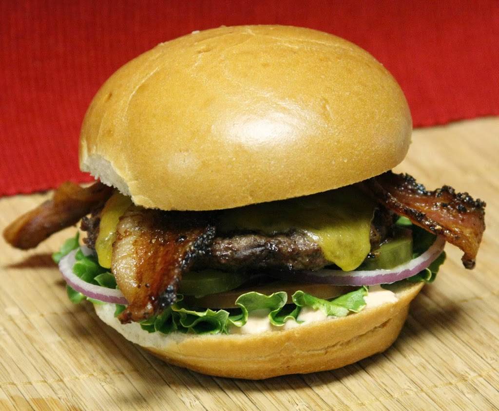 Blazing Onion Burger Company | restaurant | 15115 Main St, Mill Creek, WA 98012, USA | 4253384445 OR +1 425-338-4445