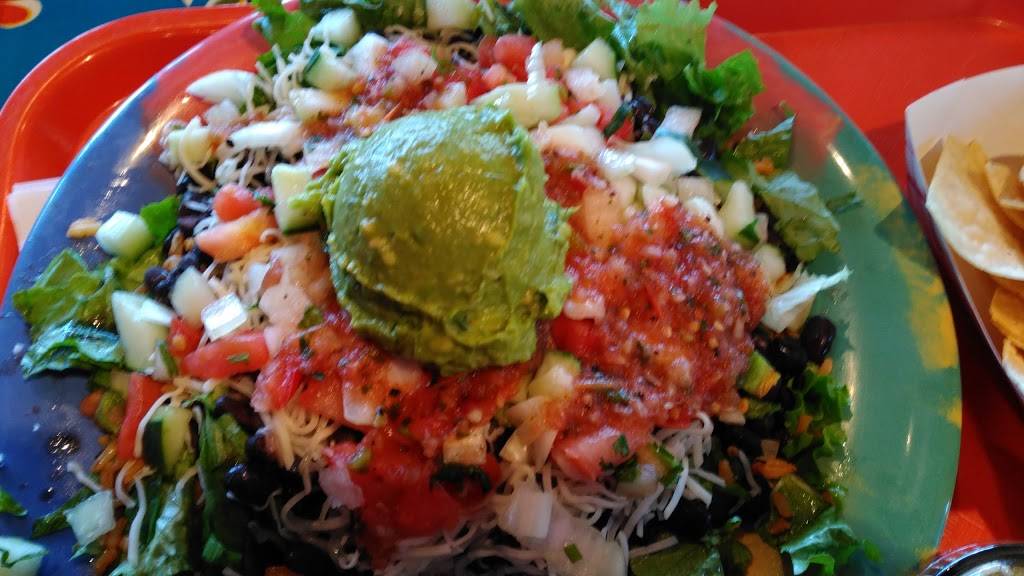 Blue Coast Burrito | restaurant | 1122 Memorial Blvd, Murfreesboro, TN 37129, USA | 6154943781 OR +1 615-494-3781