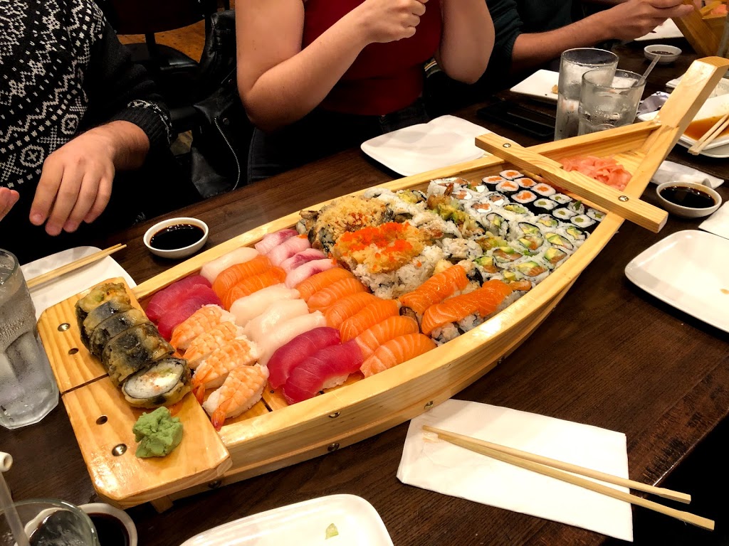 Sushi Para M | restaurant | 1633 N Milwaukee Ave, Chicago, IL 60647, USA | 7732526828 OR +1 773-252-6828