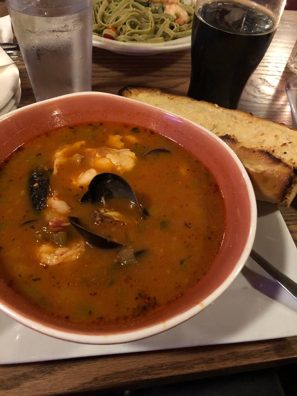 Robertos Restaurant | restaurant | 223 Pleasant St, Northampton, MA 01060, USA | 4135840204 OR +1 413-584-0204